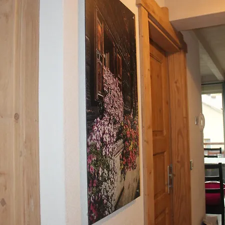 Achillea Apartment
